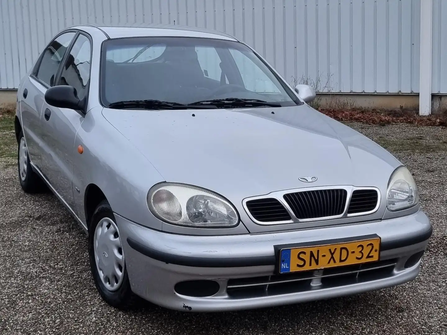 Daewoo Lanos Lanos 1.5 SE Silber - 1