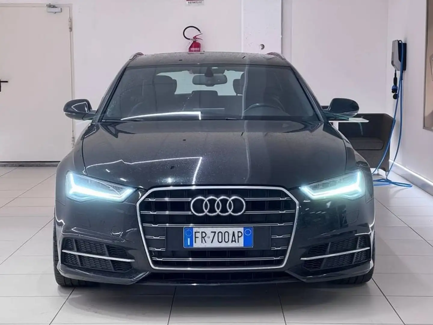 Audi A6 Avant 2.0 TDI ultra S tronic Nero - 2