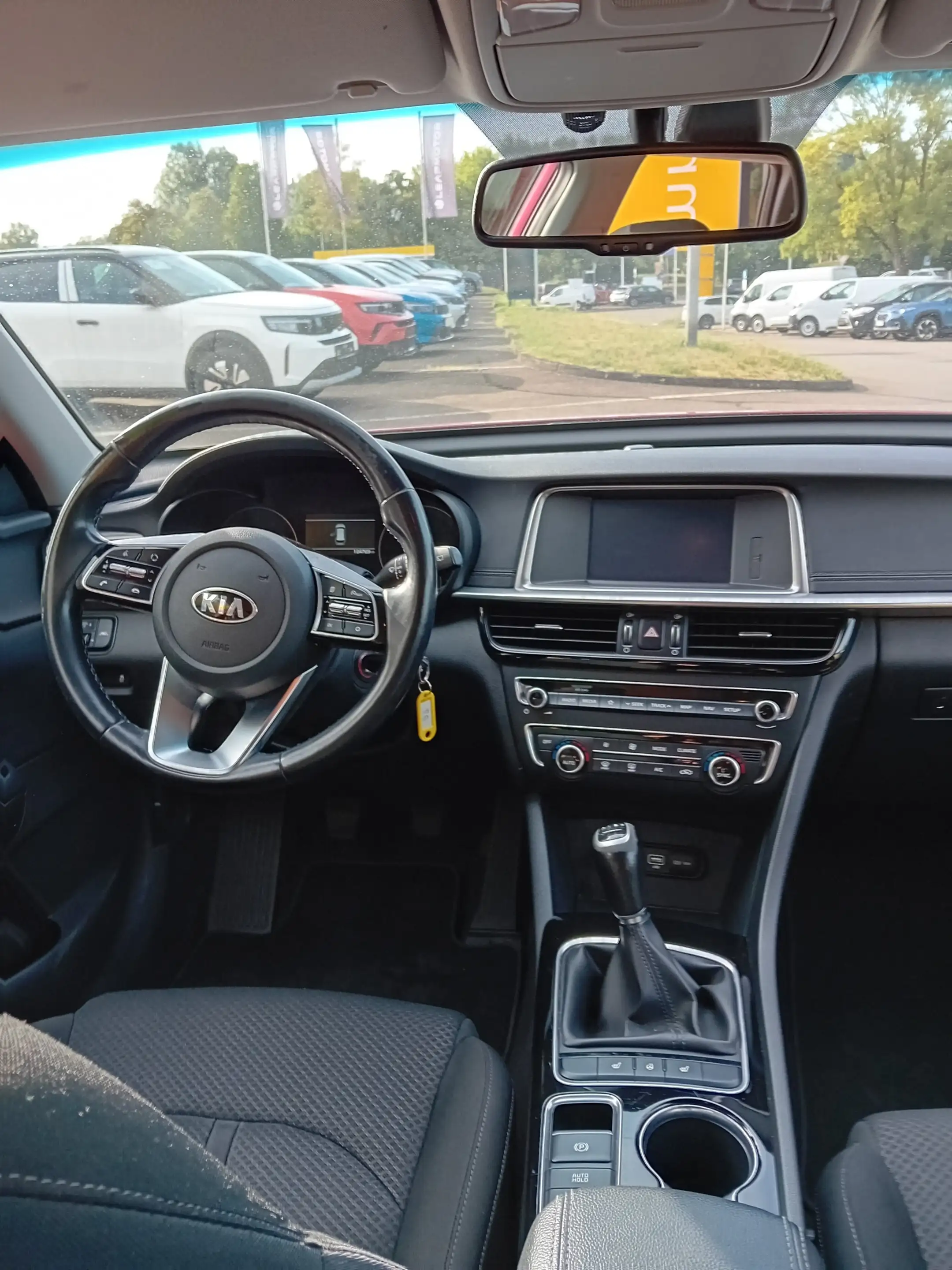 Kia Optima SW Vision SHZ Klima — photo 5
