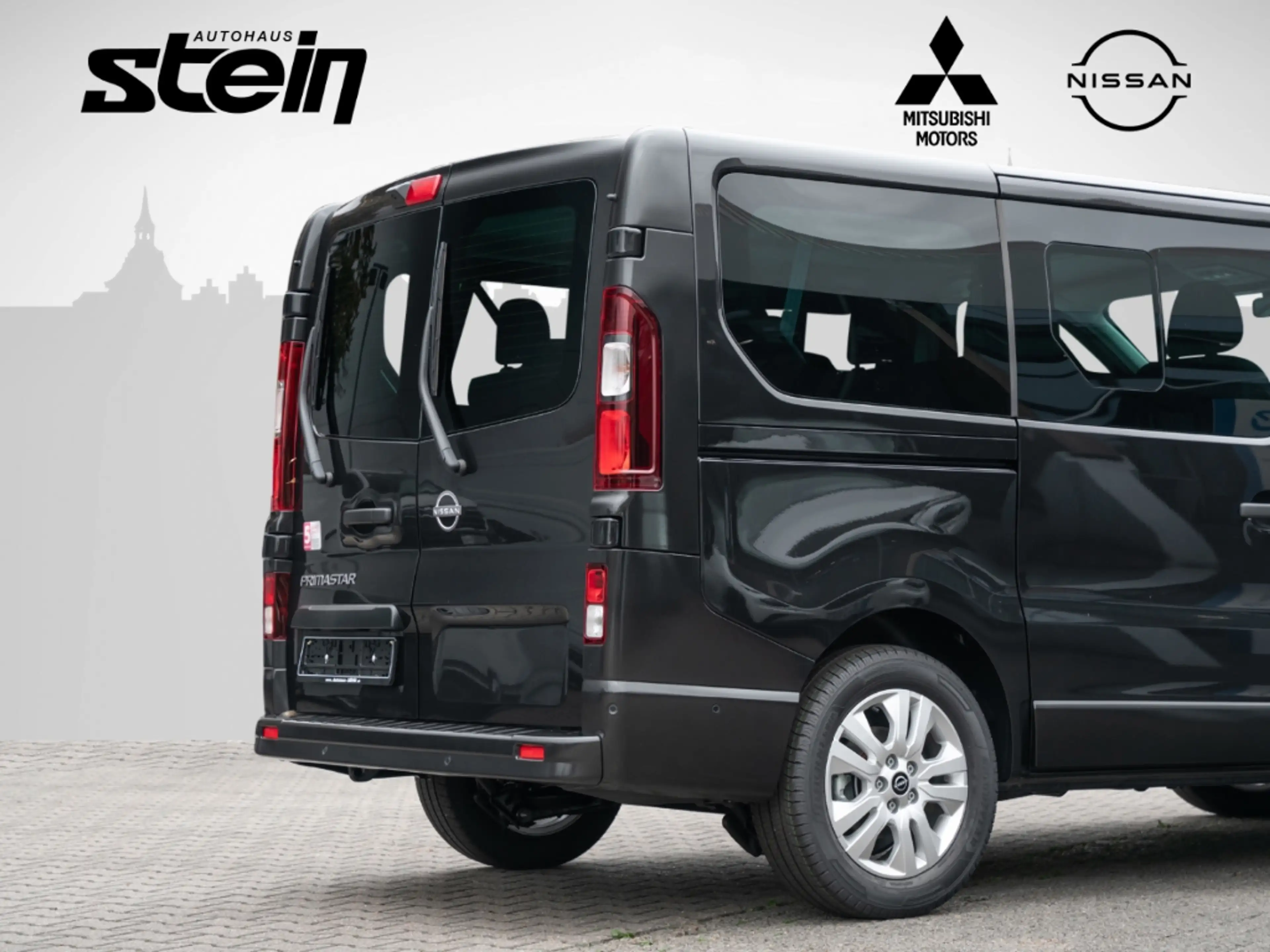 Nissan Primastar Kombi Tekna 8 Sitzer Automatik Rückfahrkamera AHK — photo 3