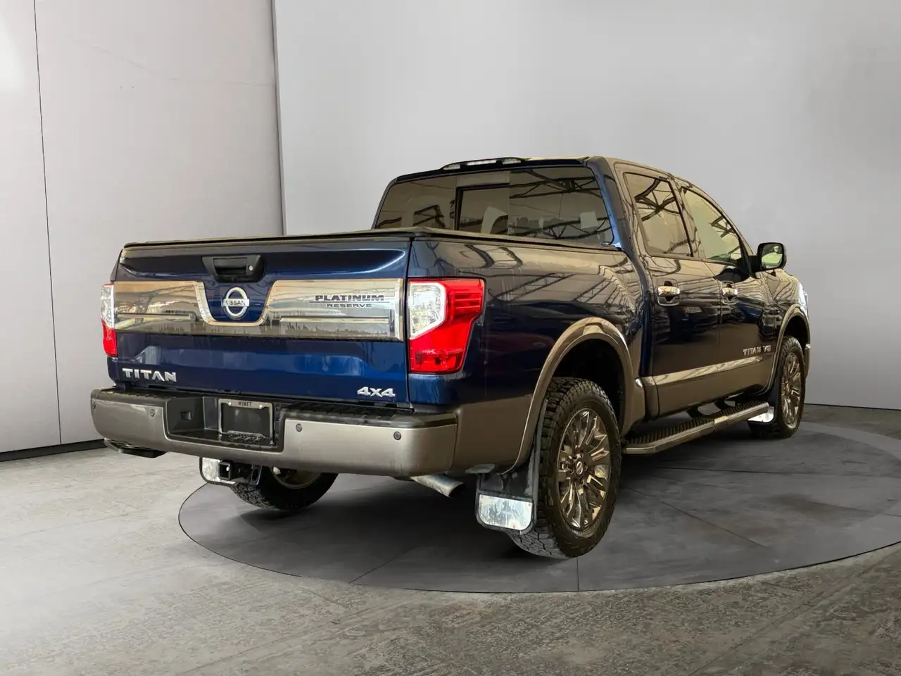 Nissan Titan снимка Nissan Titan