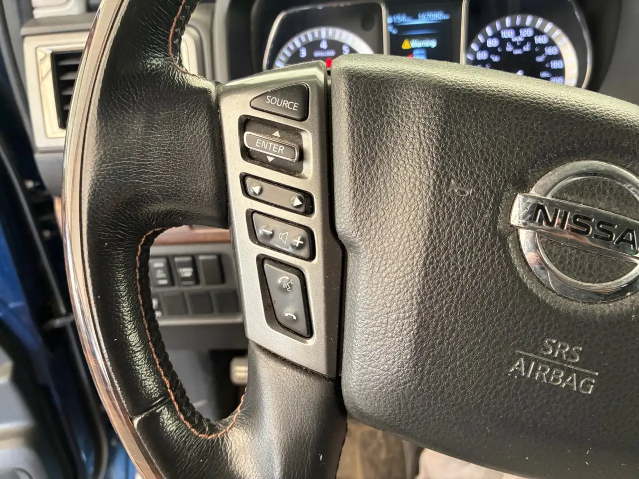 Nissan Titan снимка Nissan Titan