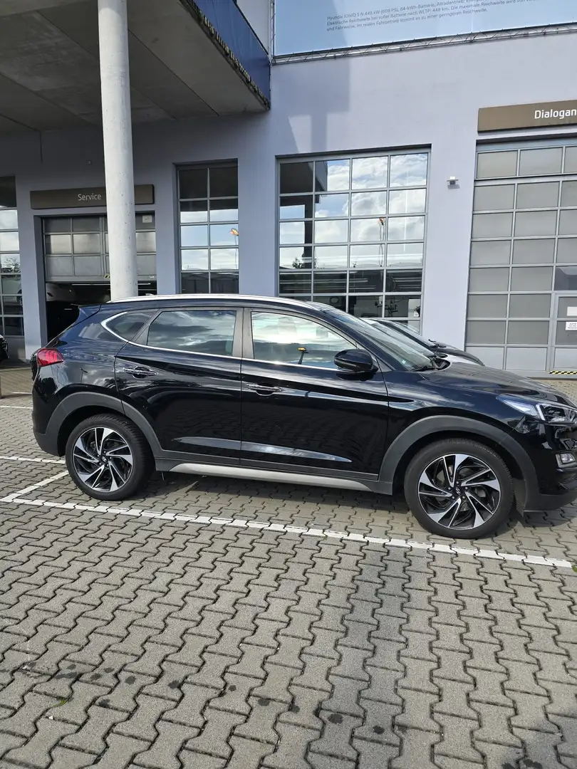 Hyundai TUCSON Premium 2WD Schwarz - 2