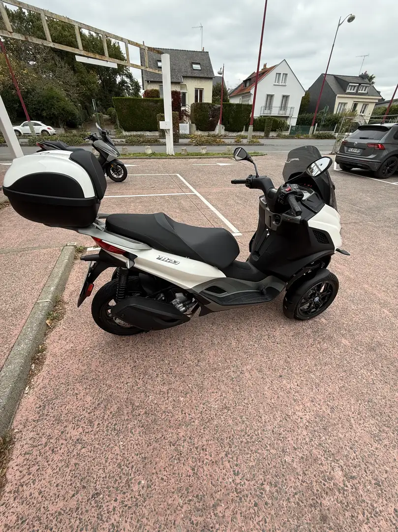 Piaggio MP3 310 - 1