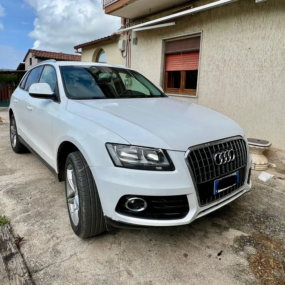 Audi Q5 2.0 tdi quattro 143cv Bianco - 2
