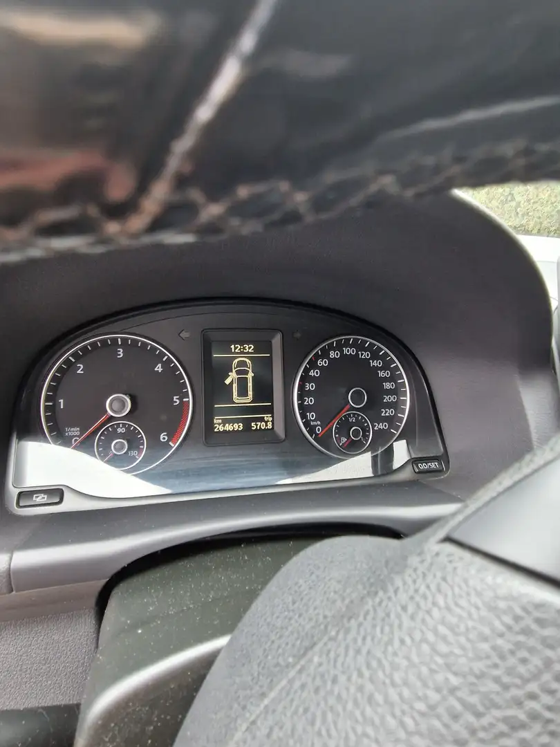 Volkswagen Cross Touran Touran 2.0 TDI DPF DSGCross Szürke - 2