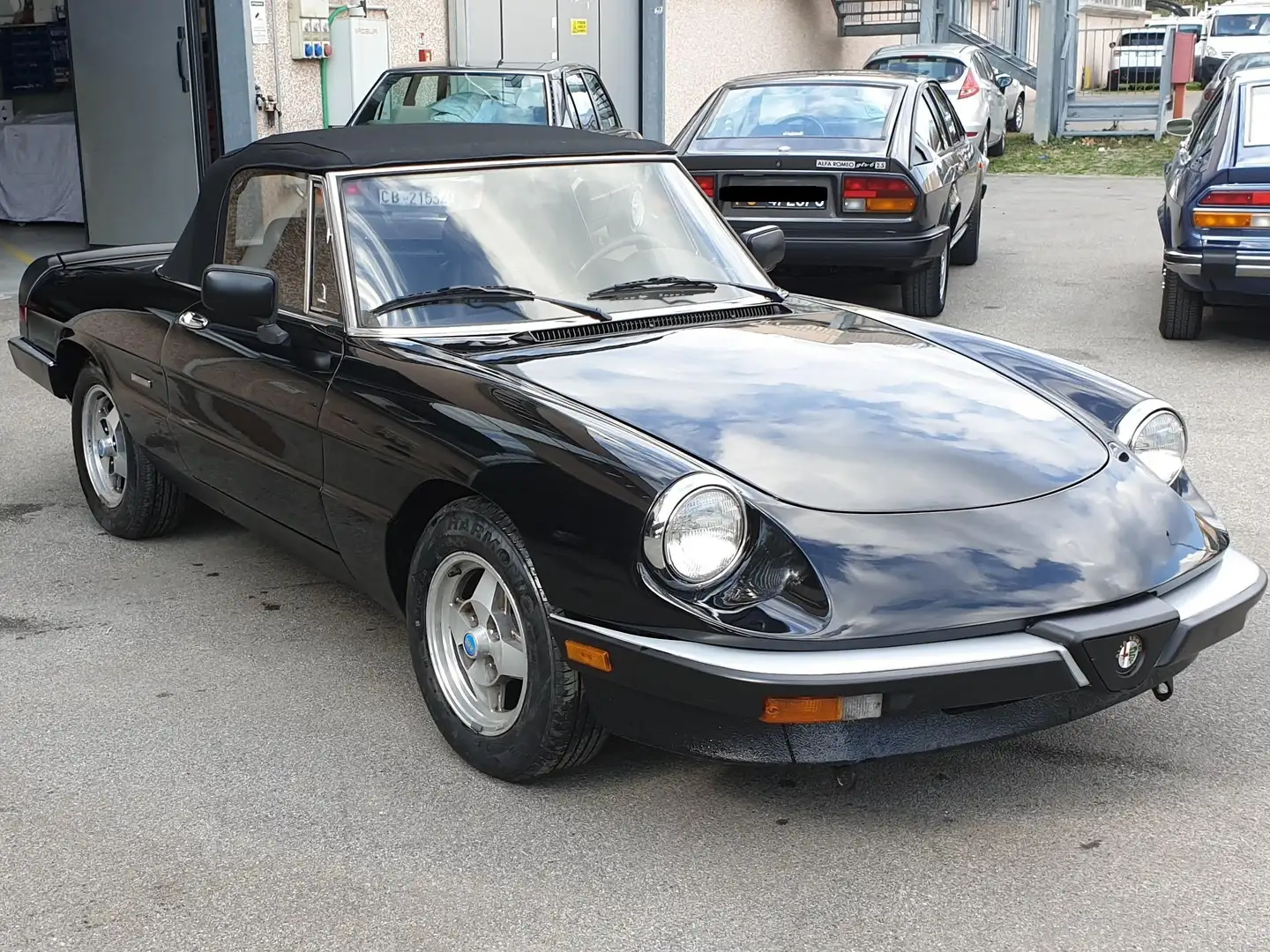 Alfa Romeo Spider VELOCE Nero - 1