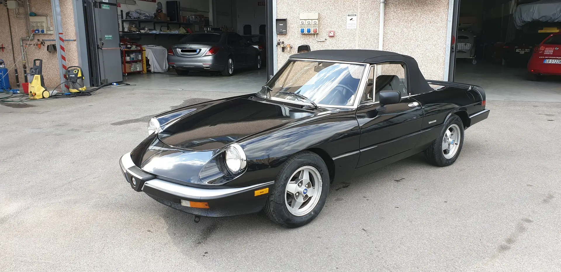 Alfa Romeo Spider VELOCE Nero - 2