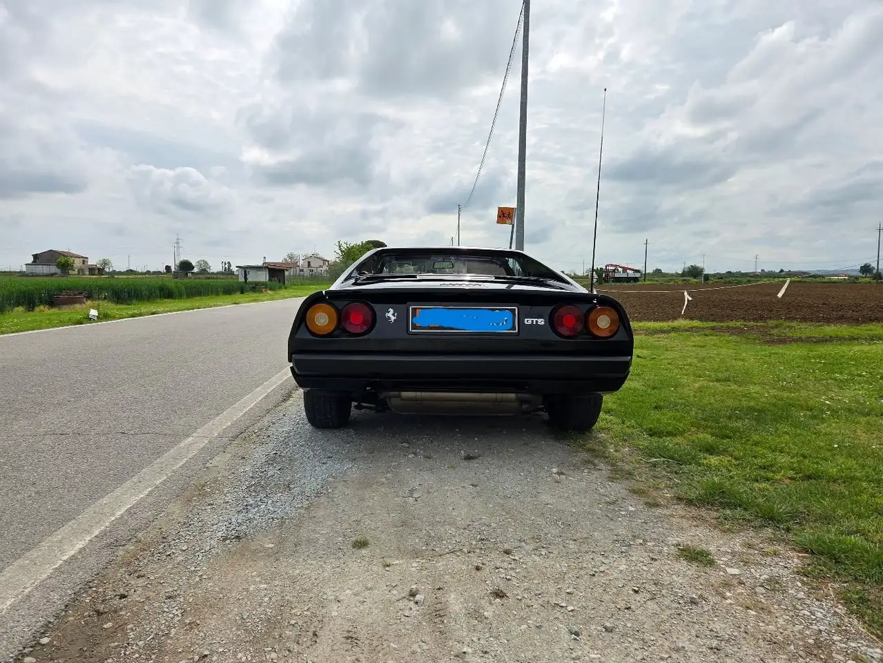 Ferrari 208 2.0 GTS, foto 3