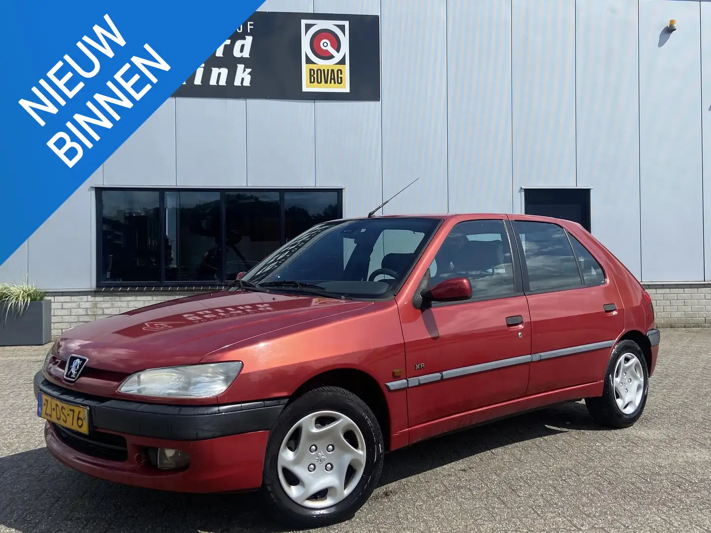 Peugeot 306 1.4 XT TREKHAAK Rouge - 1