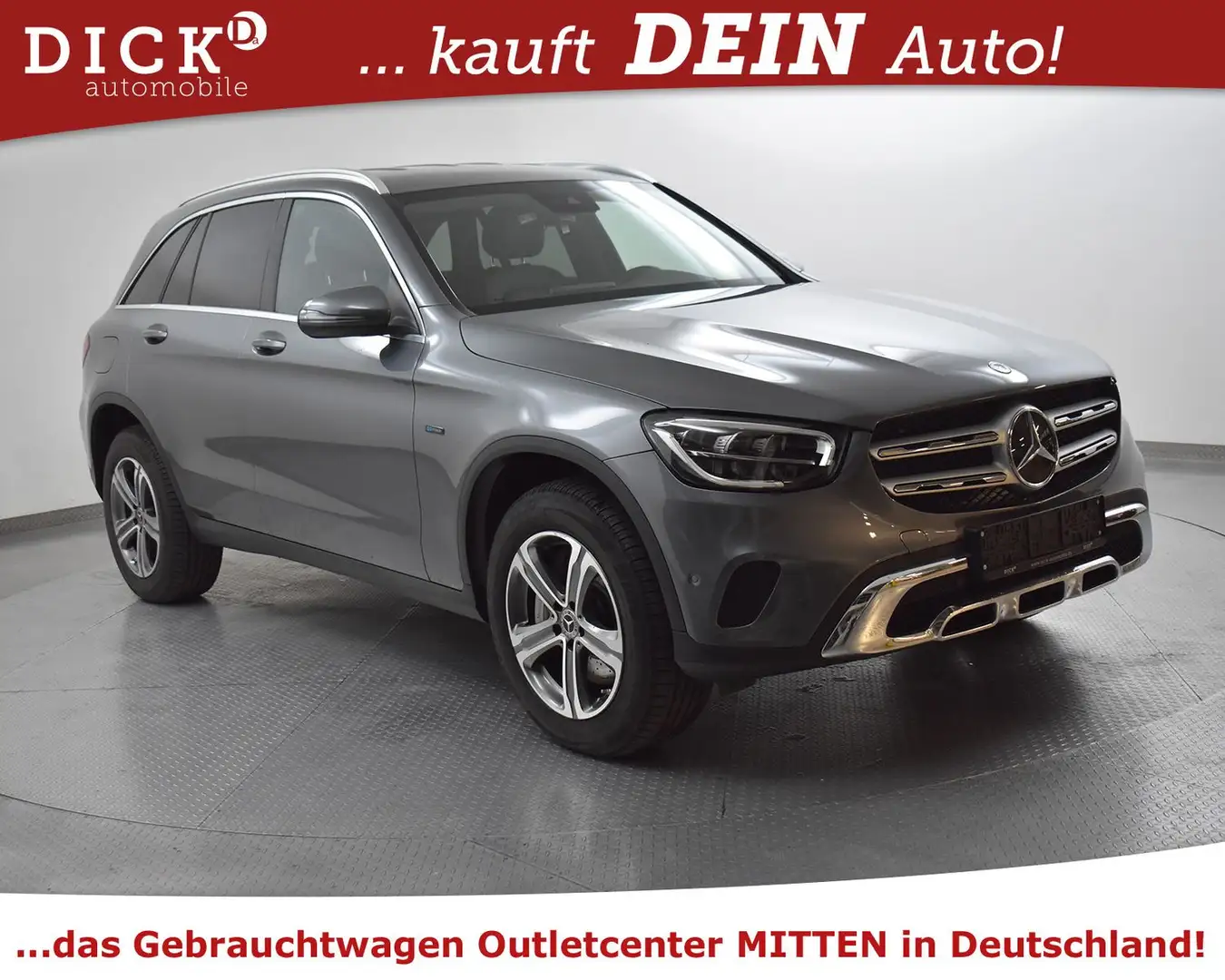 Mercedes-Benz GLC 300 e 4M STANDHZ+KAM+LEDER+NAVI+LED+SHZ+CARPL Šedá - 1