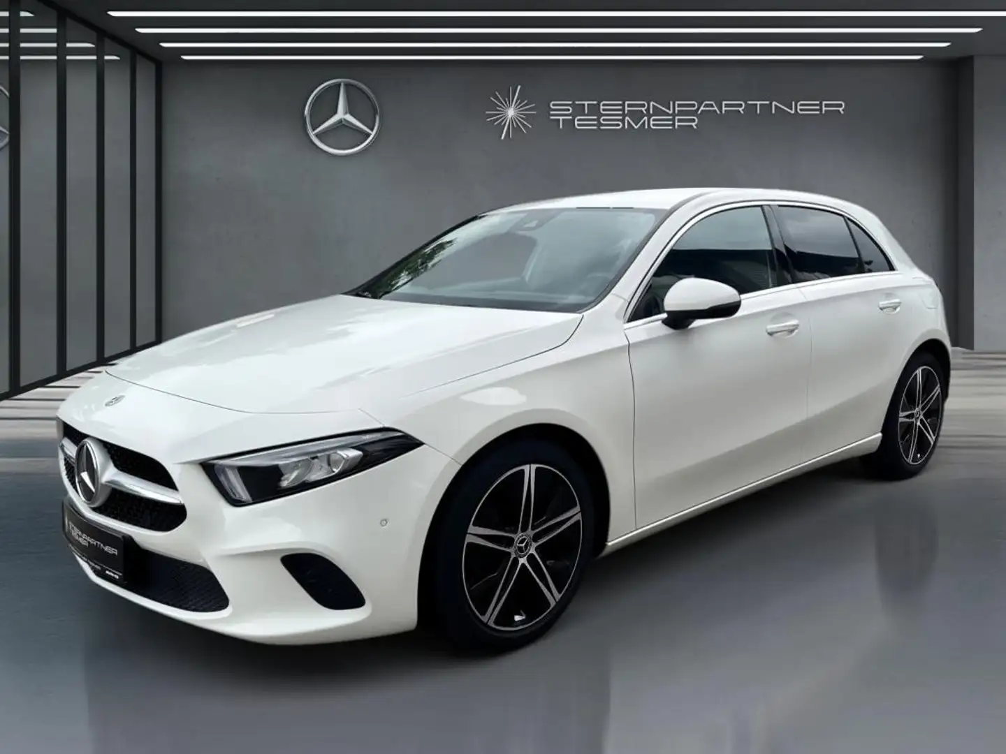 Mercedes-Benz A 200 d PROGRESSIVE+LED+AMBIENTE+DAB+CAR-PLAY Wit - 2