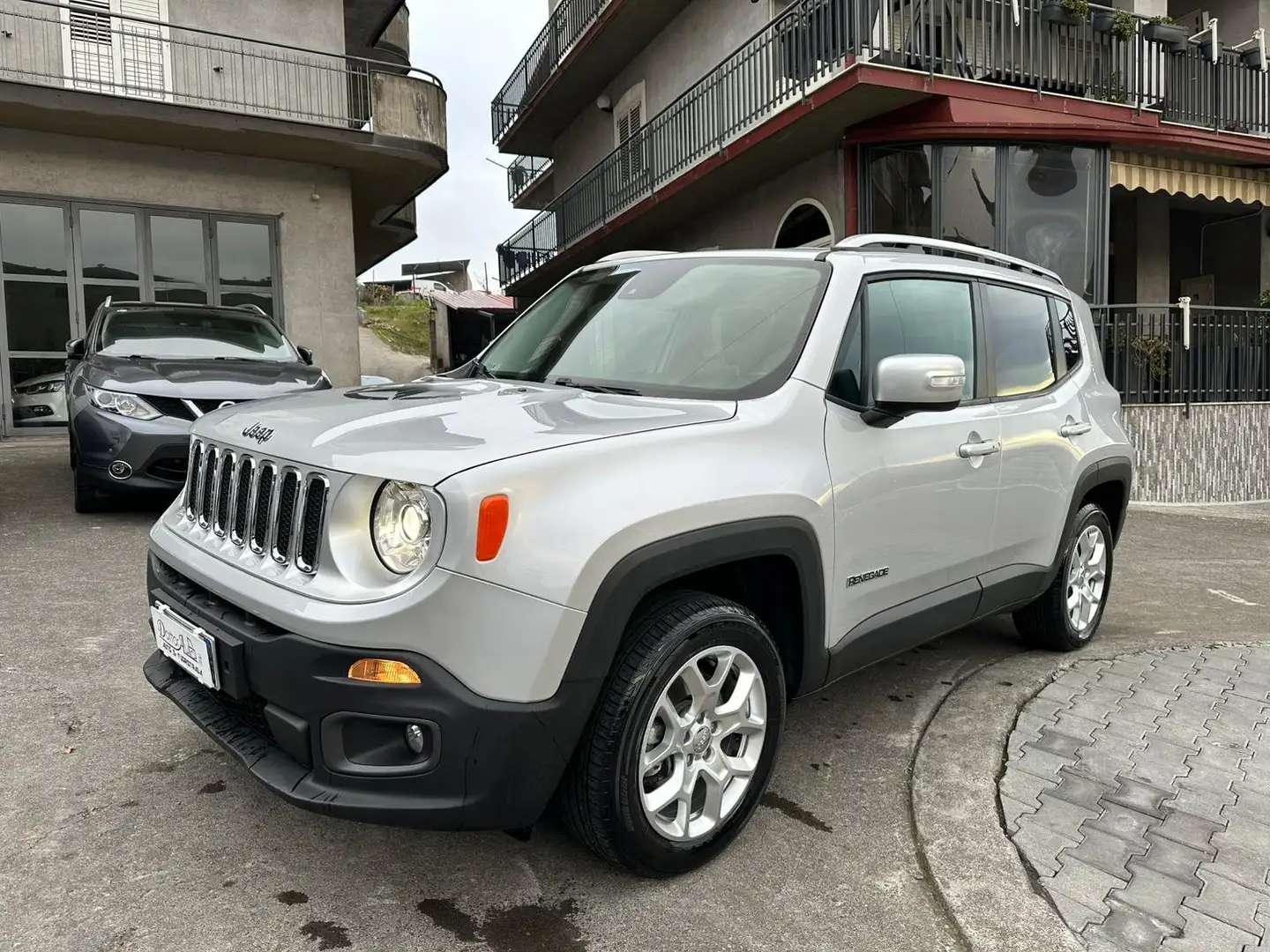 Jeep Renegade 2.0 mjt Limited 4wd 140cv Grigio - 2