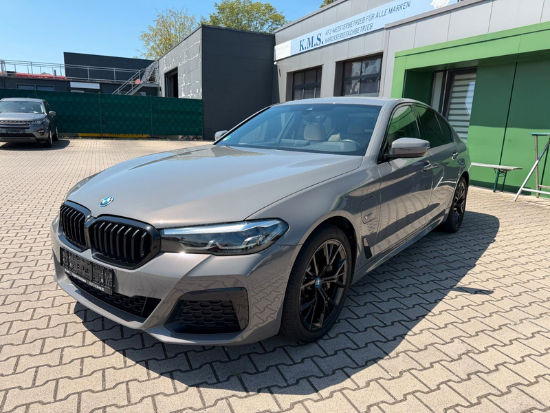 BMW 530 e M Sport Shadow Line*Harman/kardon*LED*19" — photo 4