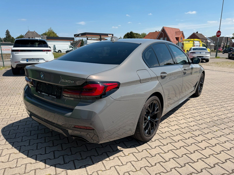 BMW 530 e M Sport Shadow Line*Harman/kardon*LED*19" — photo 5
