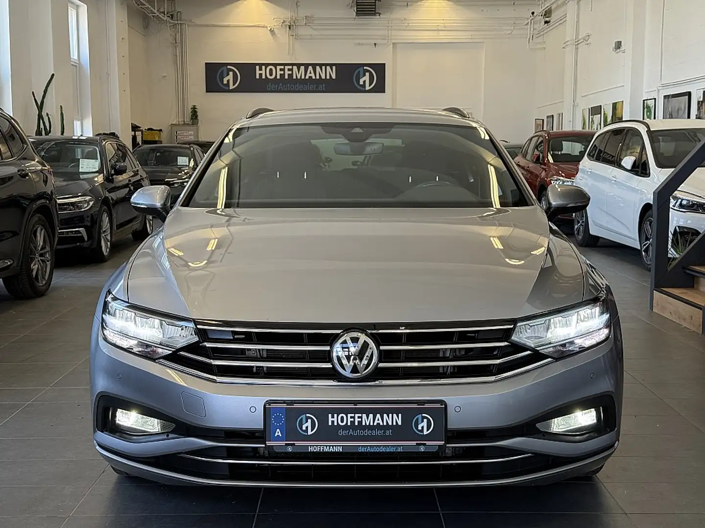 Volkswagen Passat Variant 2,0 SCR TDI Gris - 2