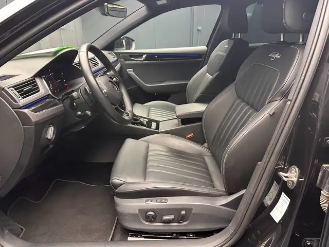 Skoda Superb view 14