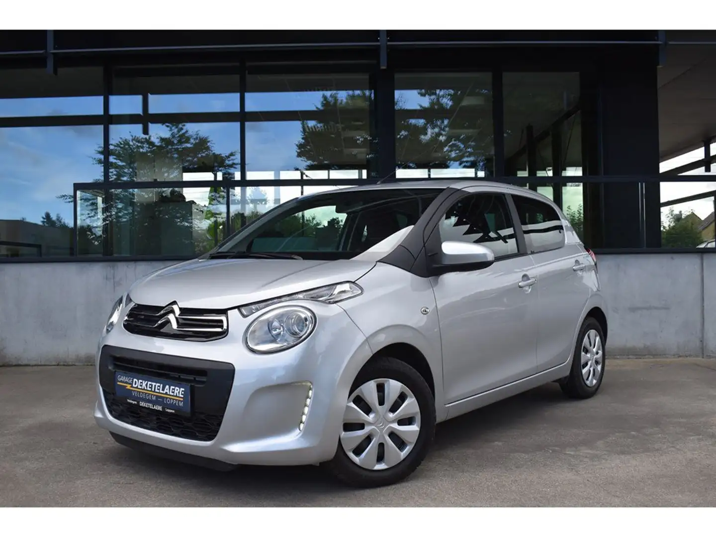 Citroen C1 PureTech Shine 5D *Airco*CruiseControl*Parkeersen - 1