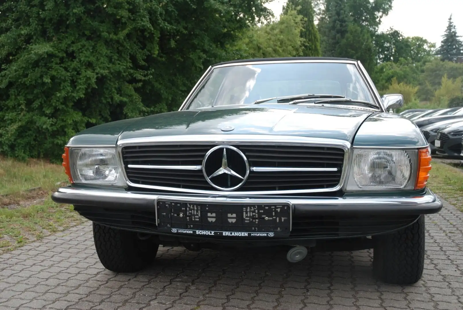 Mercedes-Benz 350 SL R107 8-Zylinder zelena - 1