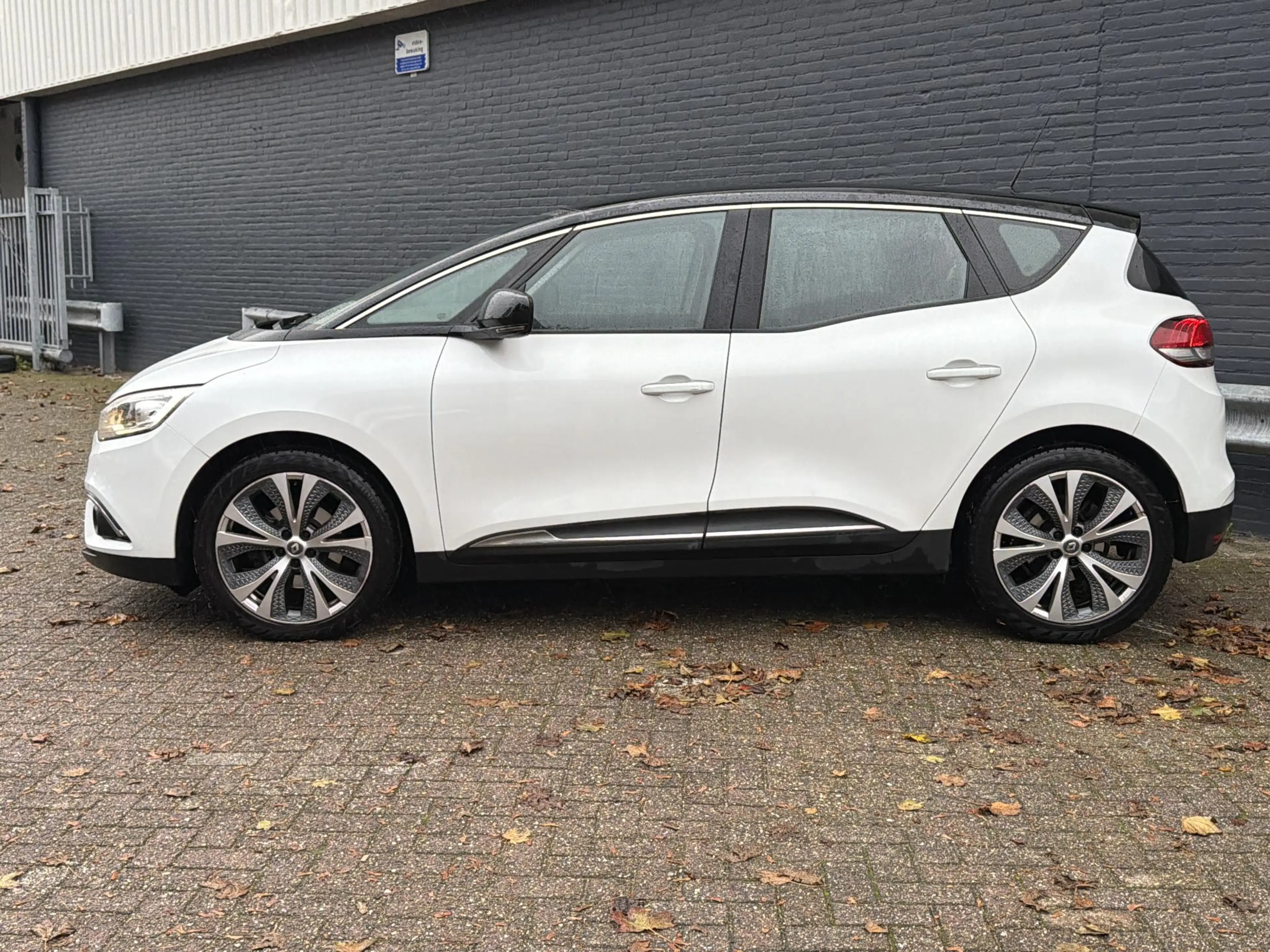 Renault Scenic 1.2 TCe Intens — photo 7