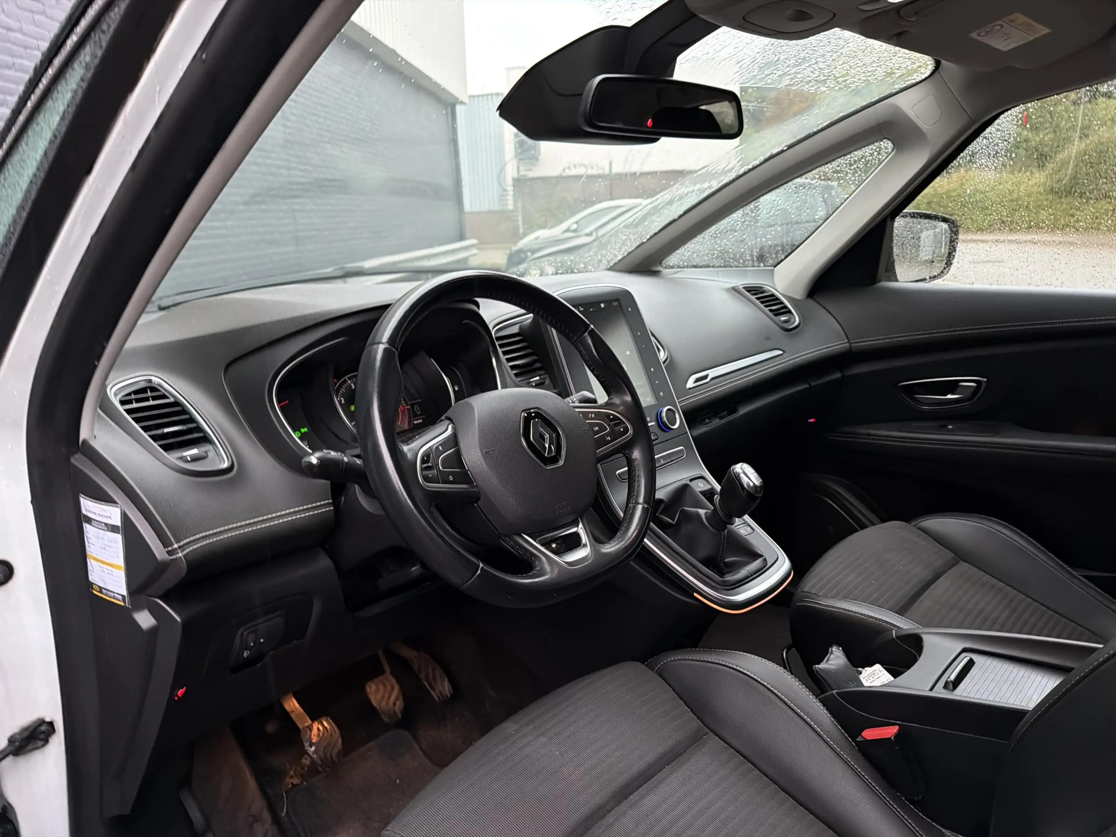 Renault Scenic 1.2 TCe Intens — photo 9