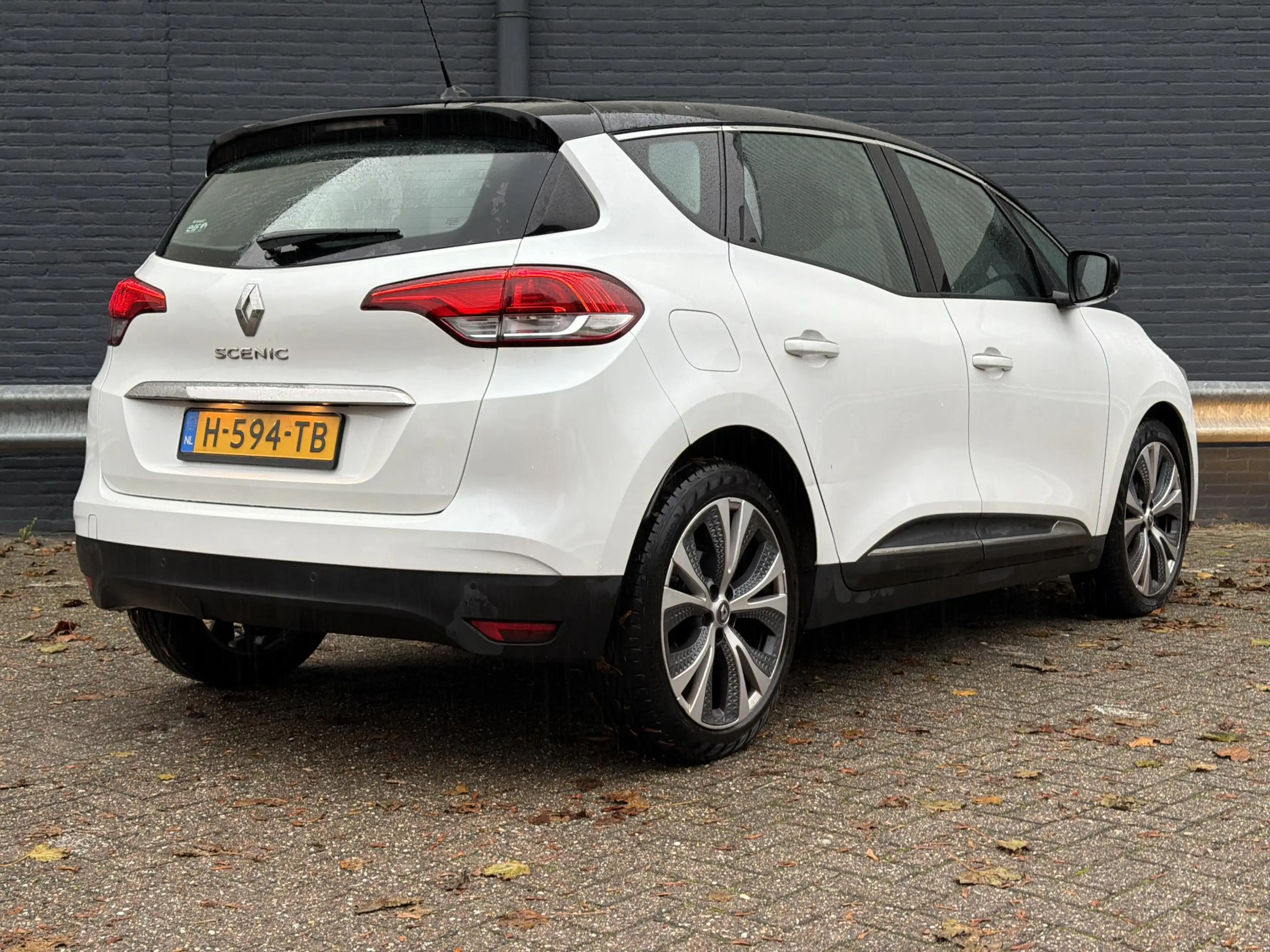 Renault Scenic 1.2 TCe Intens — photo 2