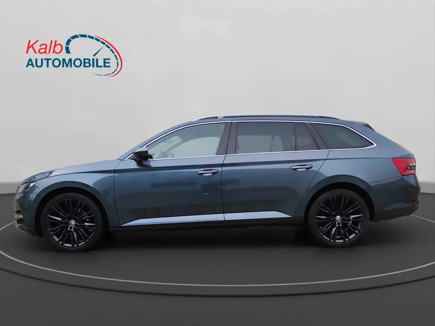 Skoda Superb SUPERB COMBI 2.0TDI DSG 4x4 PREMIUM EDITION+AHK Gris - 2