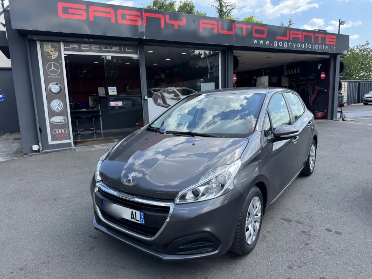 Peugeot 208 1.2 PURETECH 82CH E6.2 EVAP ACTIVE 5P