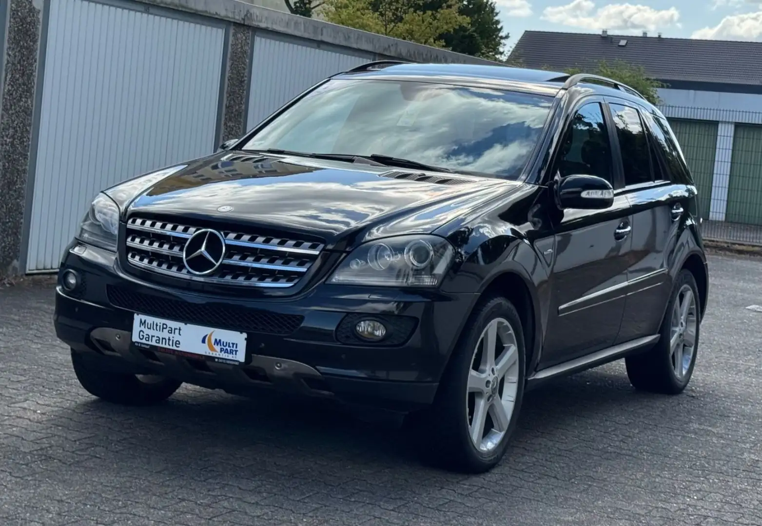 Mercedes-Benz ML 320 CDI Edition 10 Noir - 2