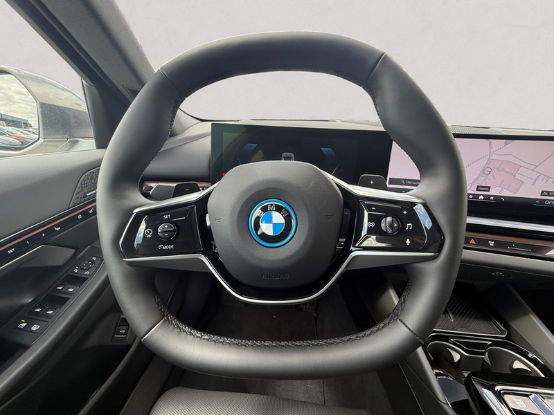 BMW 550 e xDrive + GARANTIE-bis-12.2029 — photo 14