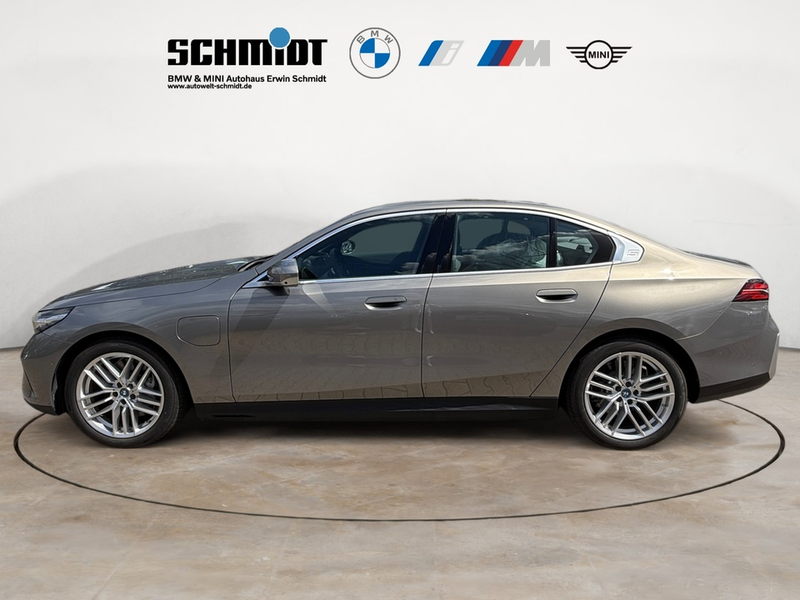 BMW 550 e xDrive + GARANTIE-bis-12.2029 — photo 3