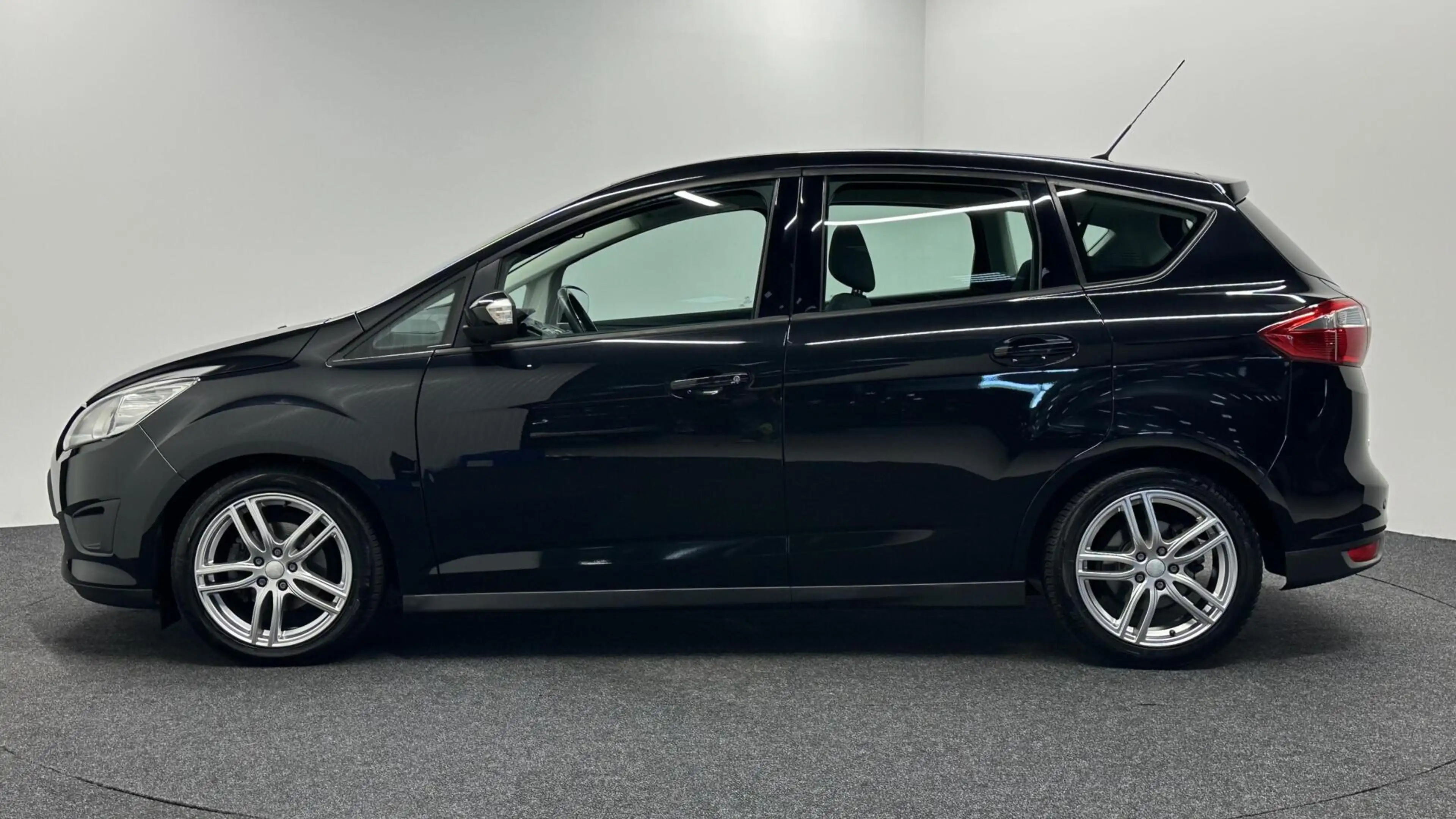 Ford C-Max 1.0 Titanium AIRCO CRUISE LM. — photo 8