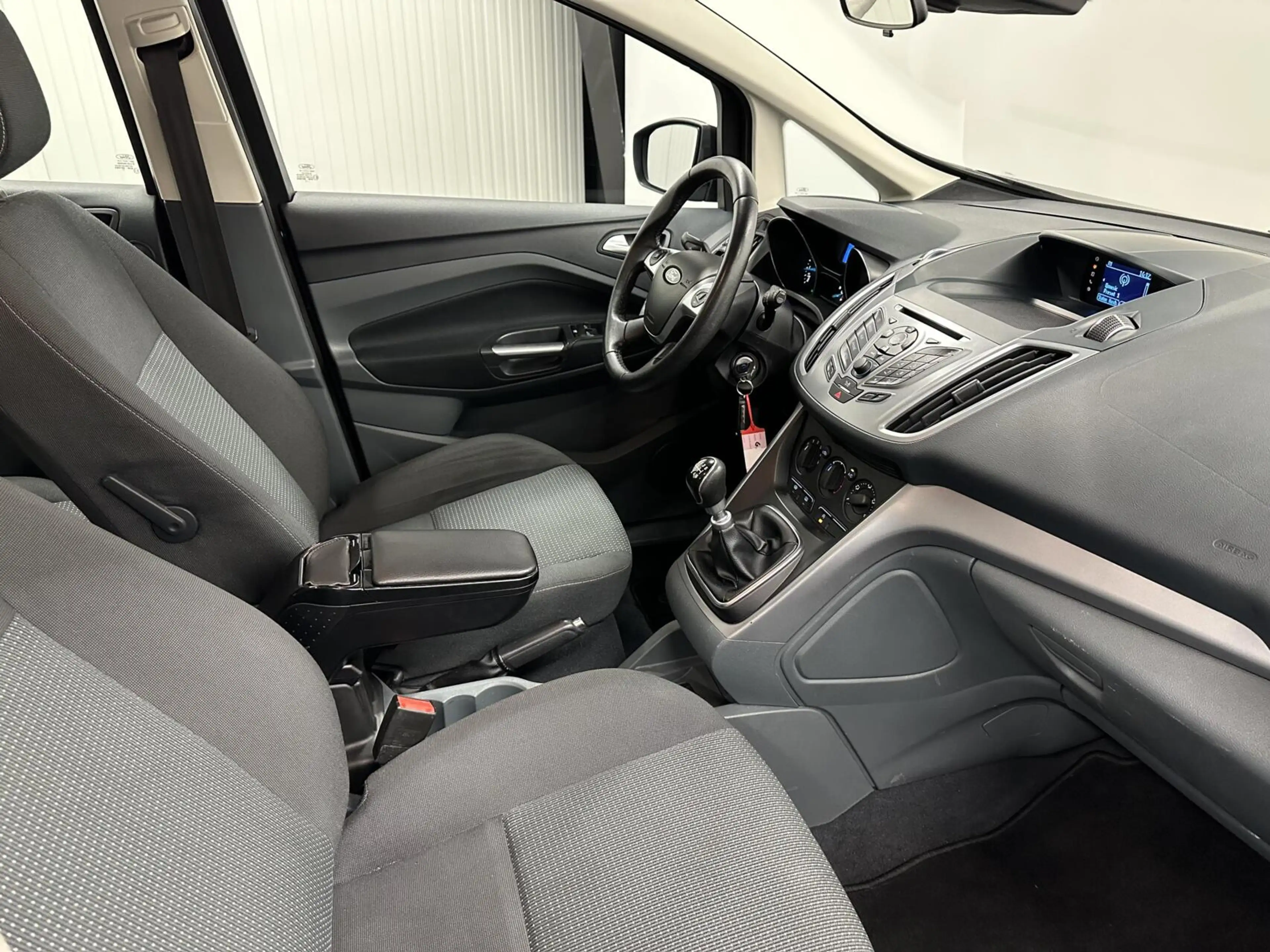 Ford C-Max 1.0 Titanium AIRCO CRUISE LM. — photo 11