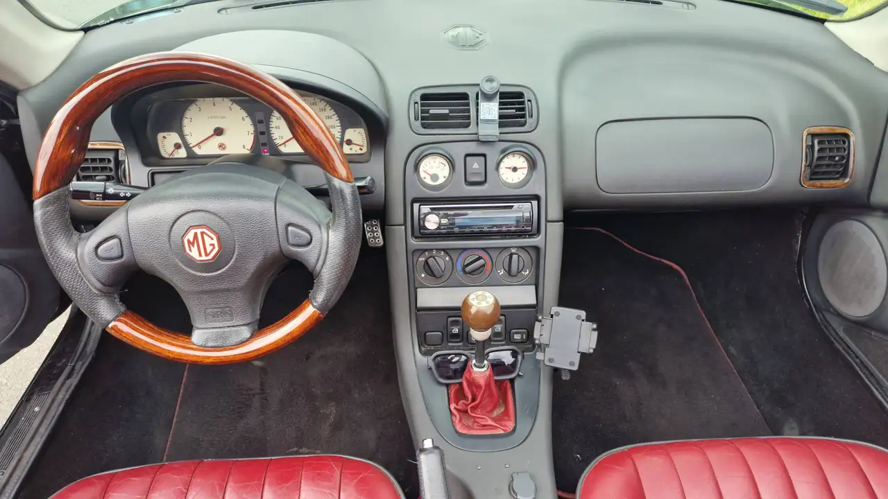 MG MGF 1.8i 75th Anniversary met nwe Hydragasbollen rondom., foto 7