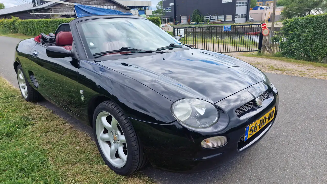 MG MGF 1.8i 75th Anniversary met nwe Hydragasbollen rondom., foto 5