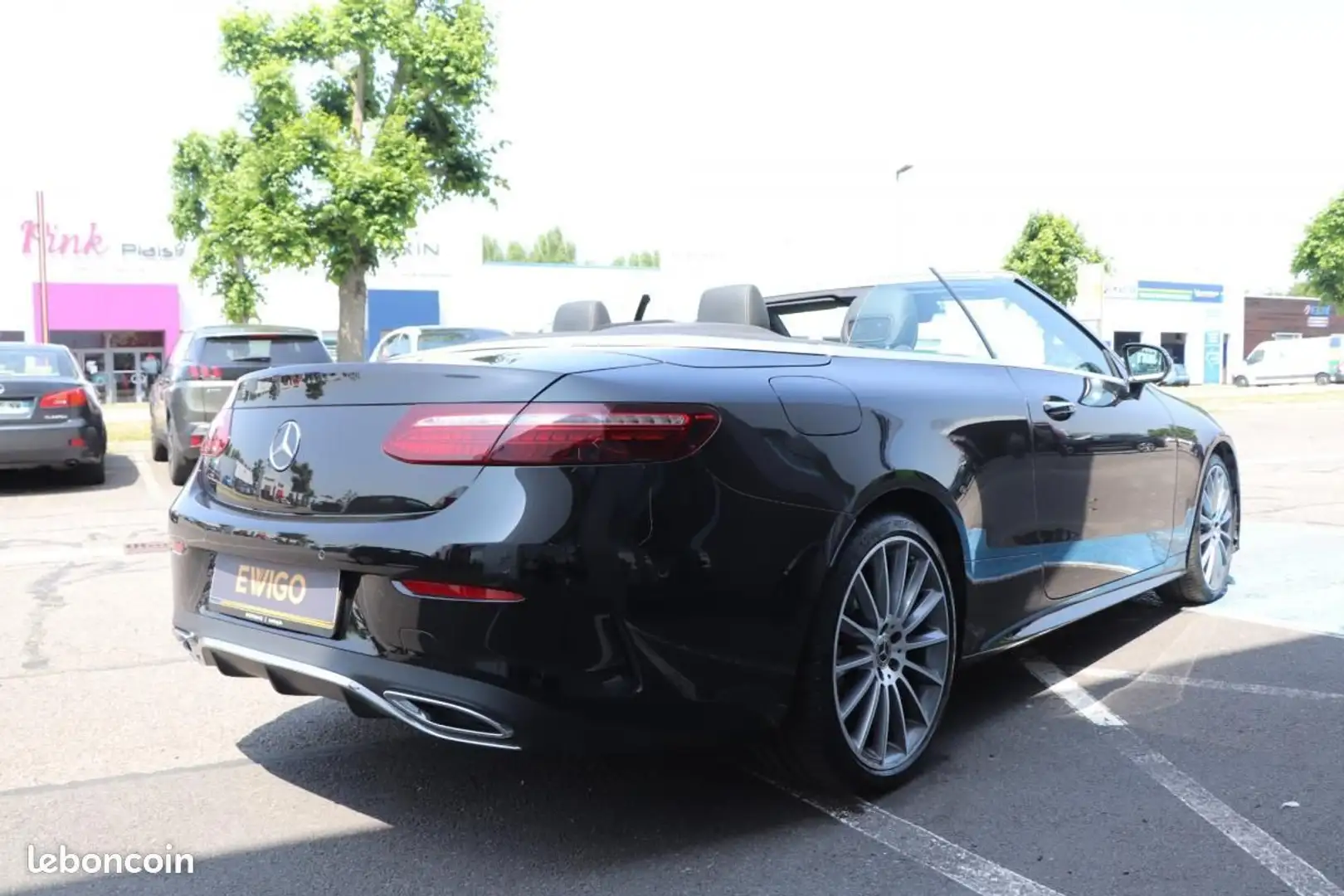Mercedes-Benz E 220 Mercedes CABRIOLET 220 194ch AMG-LINE- PREMIERE MA Noir - 2