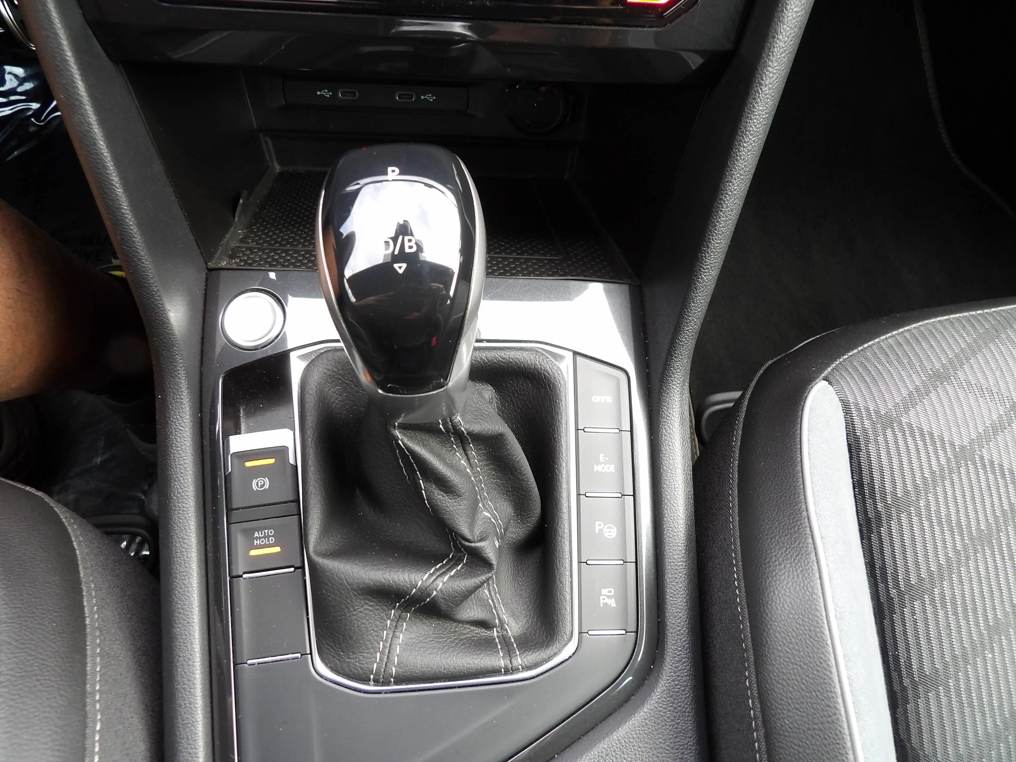 Volkswagen Tiguan Tiguan 1.5 TSI R-Line  - Plug In Hybride — photo 19