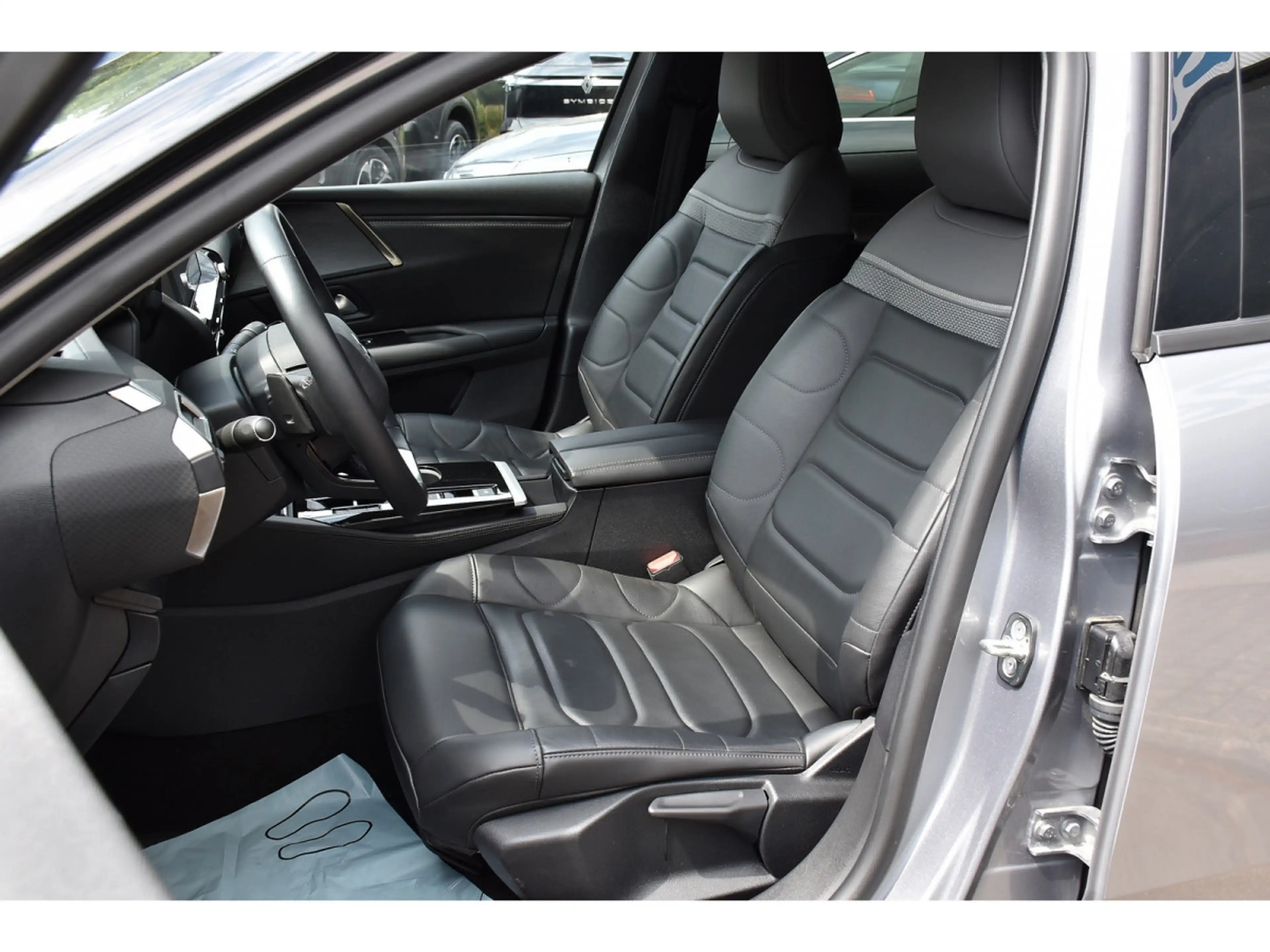 Citroen C5 X 1.2 PLUS EAT8 CUIR ACC LANE HUD CAM 1° M. — photo 6