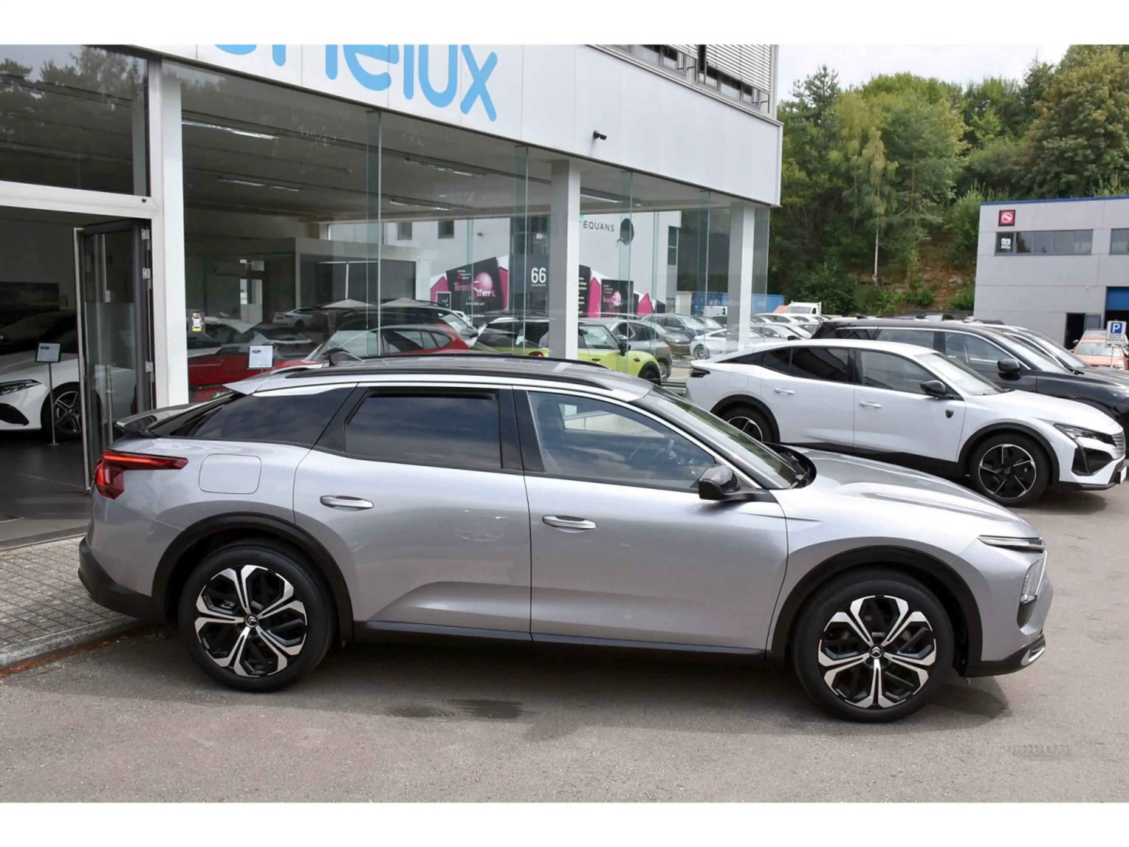 Citroen C5 X 1.2 PLUS EAT8 CUIR ACC LANE HUD CAM 1° M. — photo 3