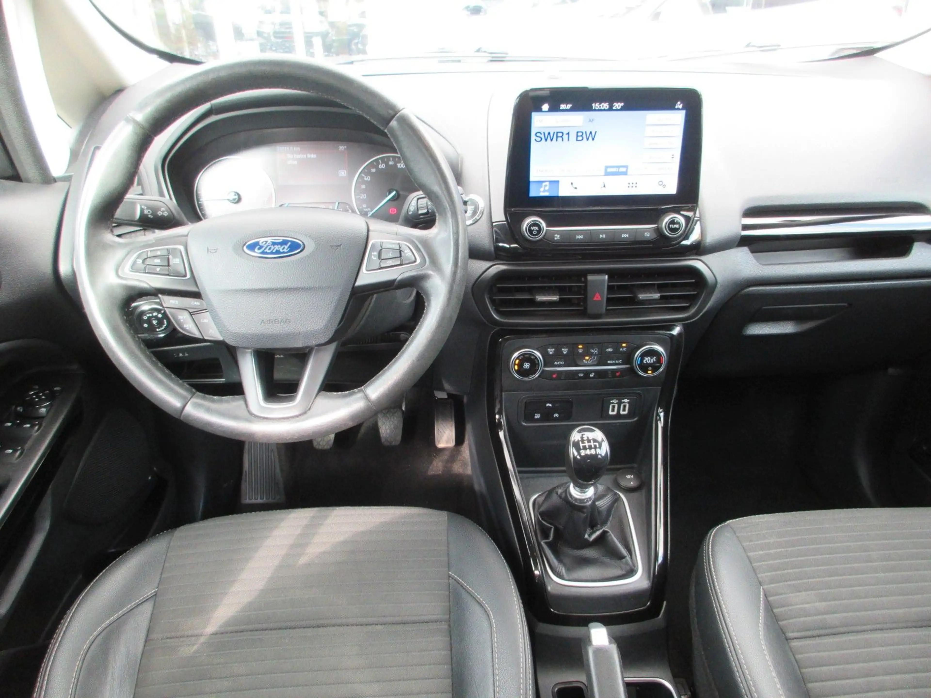 Ford EcoSport 1.0 Titanium Navi/Klima 1.Hand — photo 10