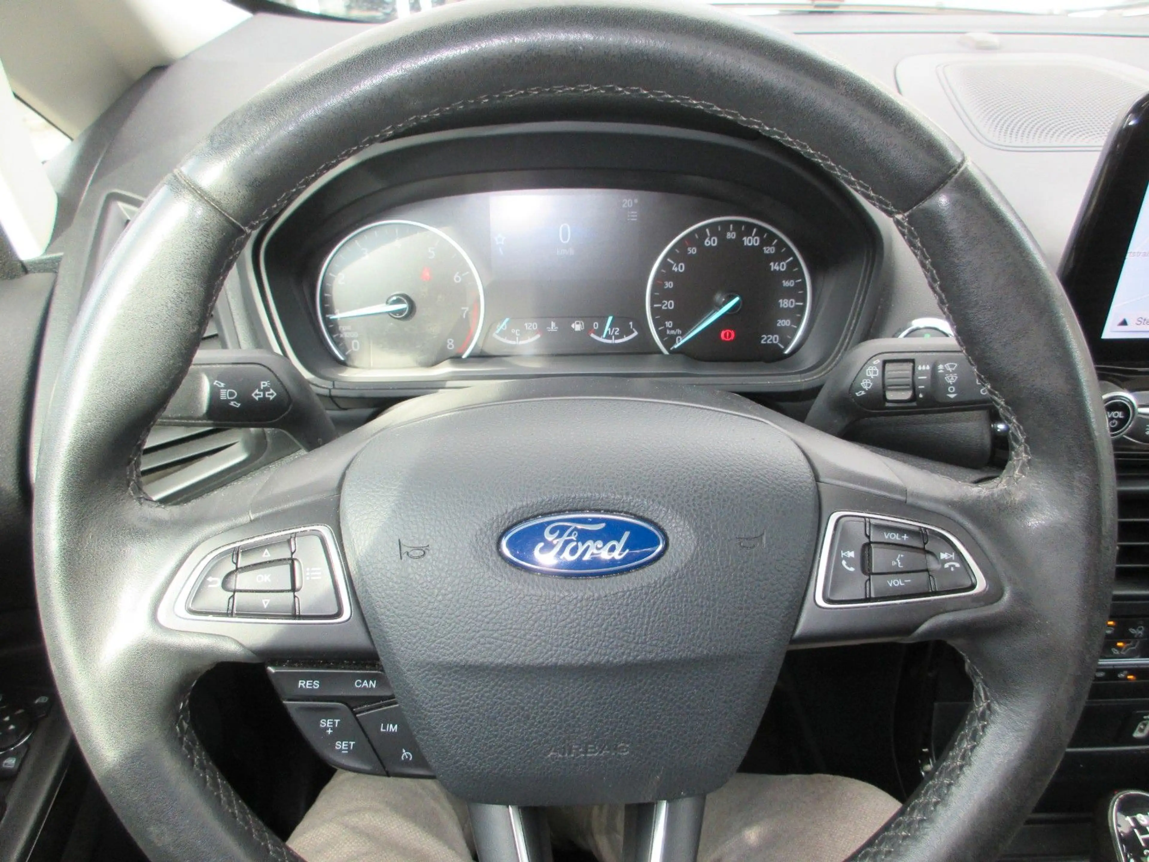 Ford EcoSport 1.0 Titanium Navi/Klima 1.Hand — photo 13