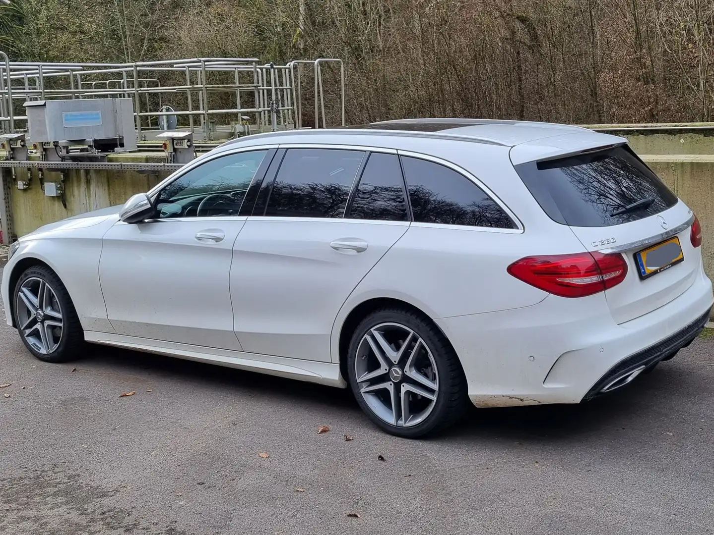 Mercedes-Benz C 220 d 170 Bluetec AMG Blanc - 2