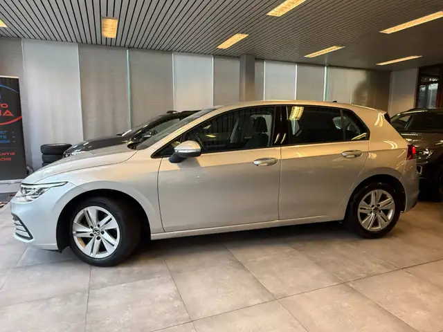 Volkswagen Golf view 8