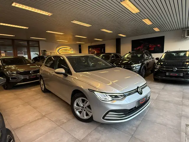Volkswagen Golf view 5