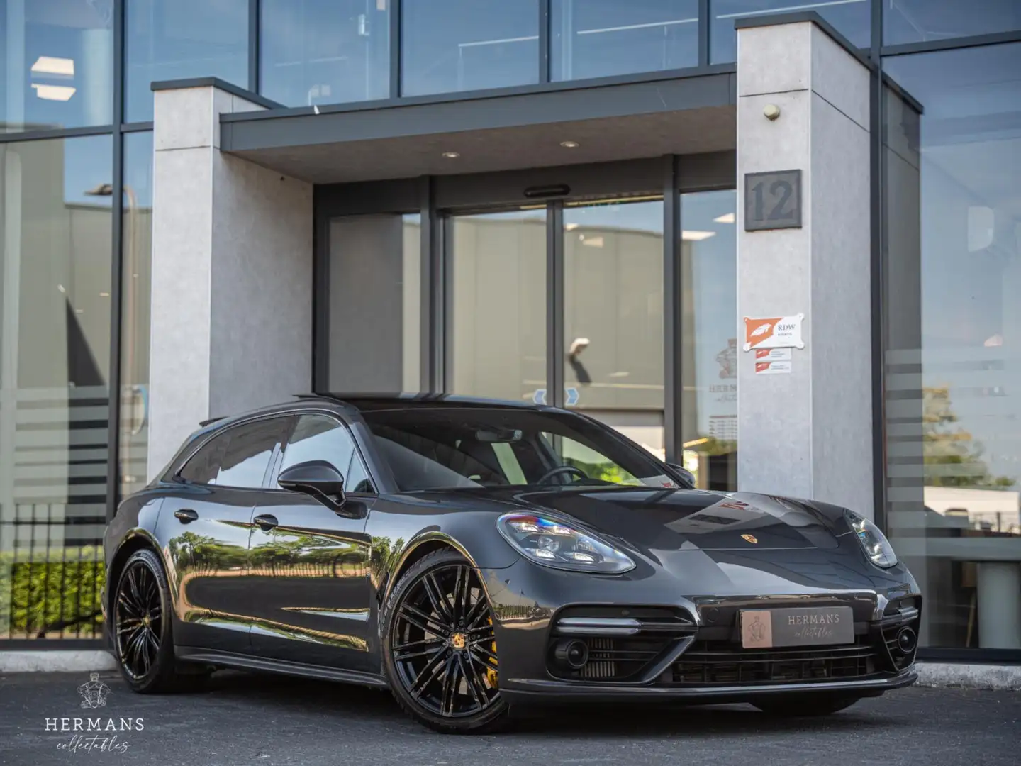 Porsche Panamera Sport Turismo 4.0 Turbo / 4-wiel besturing / Pano Сірий - 1