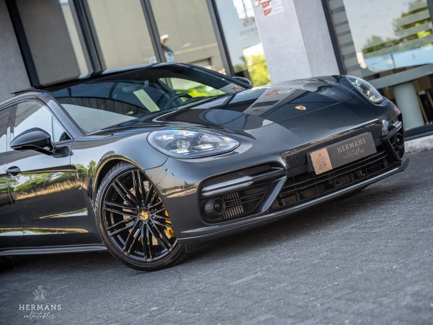 Porsche Panamera Sport Turismo 4.0 Turbo / 4-wiel besturing / Pano Сірий - 2
