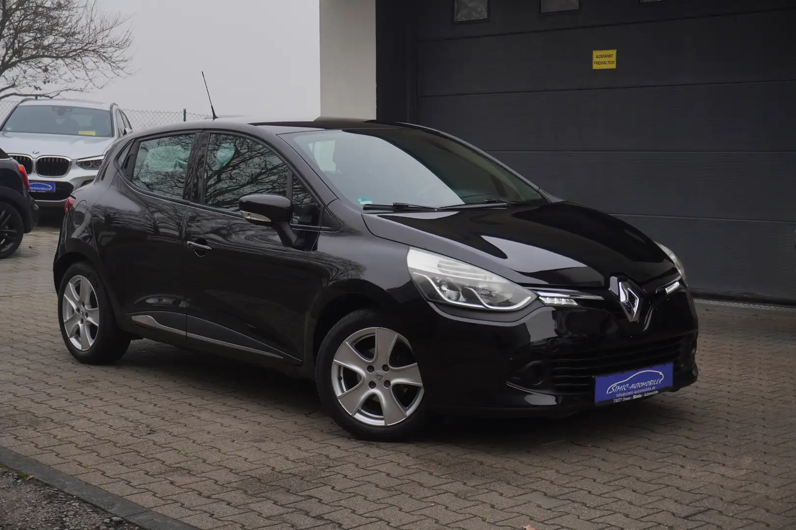 Renault Clio 1.2-16V Dynamique KLIMA+NAVI+ALU+TEMPOMAT+2.Hand Schwarz - 1