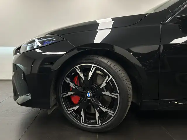 BMW 1 Series view 9