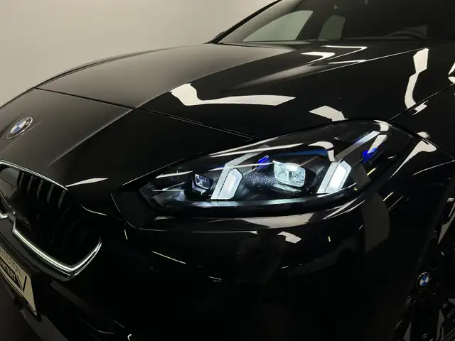 BMW M view 8