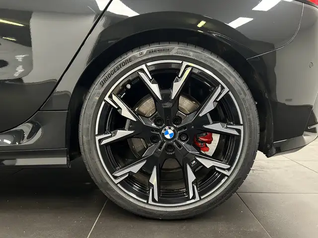 BMW M view 6